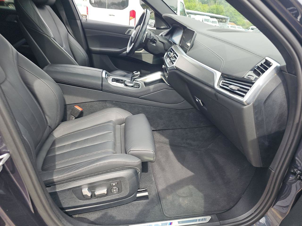 Used 2021 BMW X6 xDrive40i w/ M Sport Package AWD/4WD image 10
