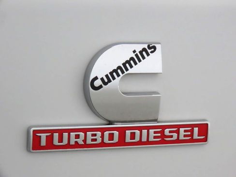 Used 2022 RAM 2500 Laramie AWD/4WD image 9
