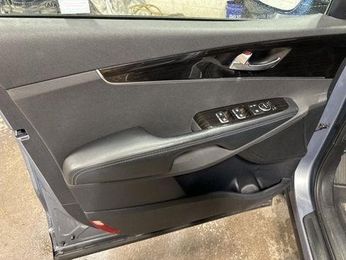 Used 2020 Kia Sorento EX image 13