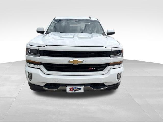 Used 2018 Chevrolet Silverado 1500 LT w/ All Star Edition AWD/4WD image 2