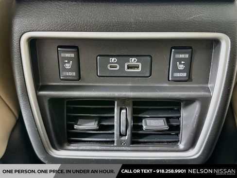 Used 2020 Nissan Murano Platinum w/ Cargo Package FWD image 27