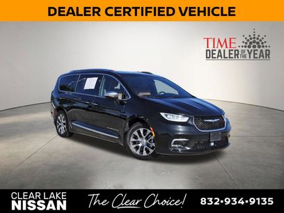 Used 2021 Chrysler Pacifica Pinnacle