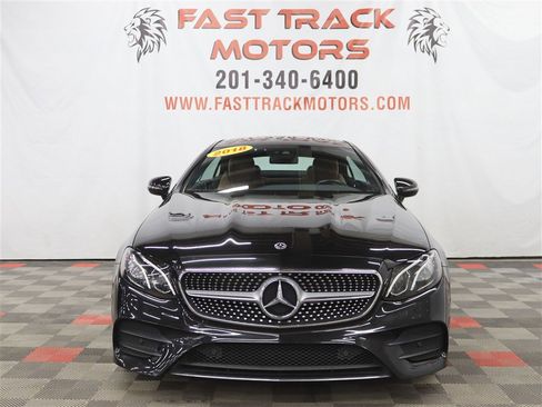 Used 2018 Mercedes-Benz E 400 Coupe image 2