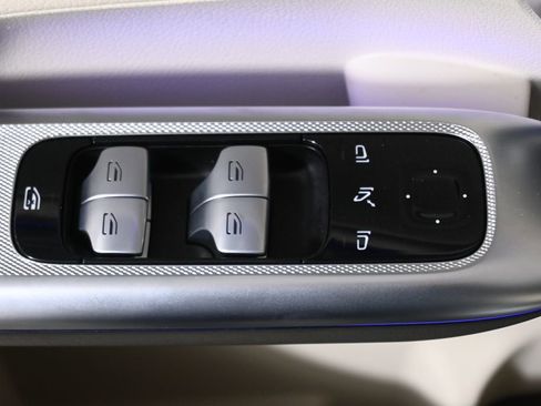 Certified 2023 Mercedes-Benz GLC 300 4MATIC image 26