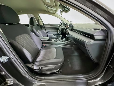 Used 2025 Kia K5 LXS image 30