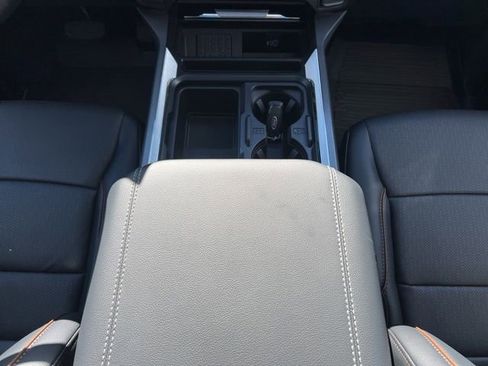 Used 2025 Ford F350 Lariat w/ Black Appearance Package image 23