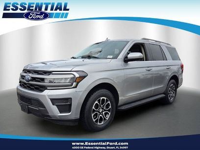 Used 2024 Ford Expedition XLT