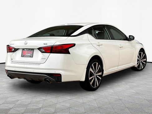 Used 2021 Nissan Altima 2.5 SR w/ SR Premium Package AWD/4WD image 6