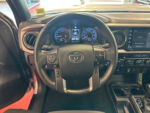 Certified 2023 Toyota Tacoma TRD Sport AWD/4WD image 18