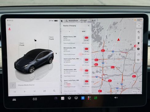 Used 2023 Tesla Model Y Long Range AWD/4WD image 17