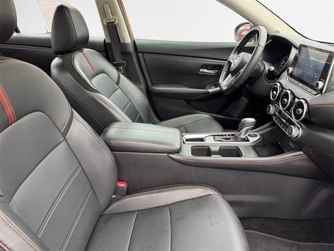 Used 2023 Nissan Sentra SR w/ SR Premium Package image 29