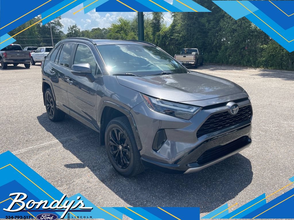 Used 2024 Toyota RAV4 SE w/ Convenience Package AWD/4WD image 1