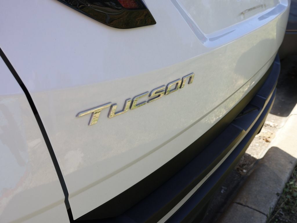 Used 2023 Hyundai Tucson SEL w/ Convenience Package FWD image 17