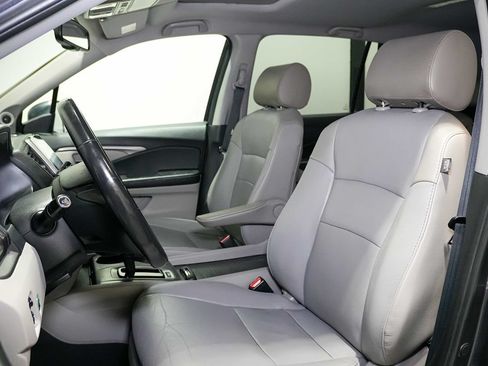 Used 2017 Honda Pilot EX-L image 16