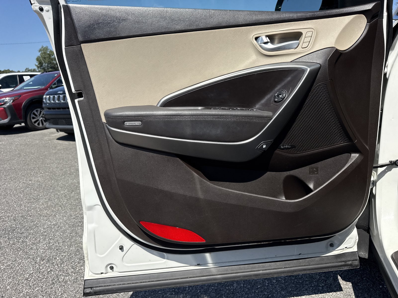 Used 2018 Hyundai Santa Fe Limited FWD image 17