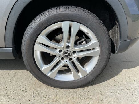 Used 2019 Mercedes-Benz GLA 250 4MATIC image 13