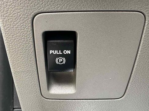 Used 2019 Ford F150 XL w/ Equipment Group 101A Mid image 17