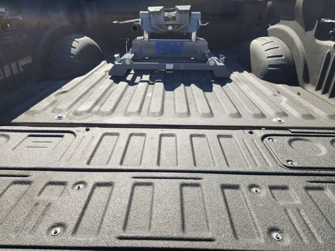 Used 2023 Ford F250 Lariat w/ Lariat Ultimate Package image 32