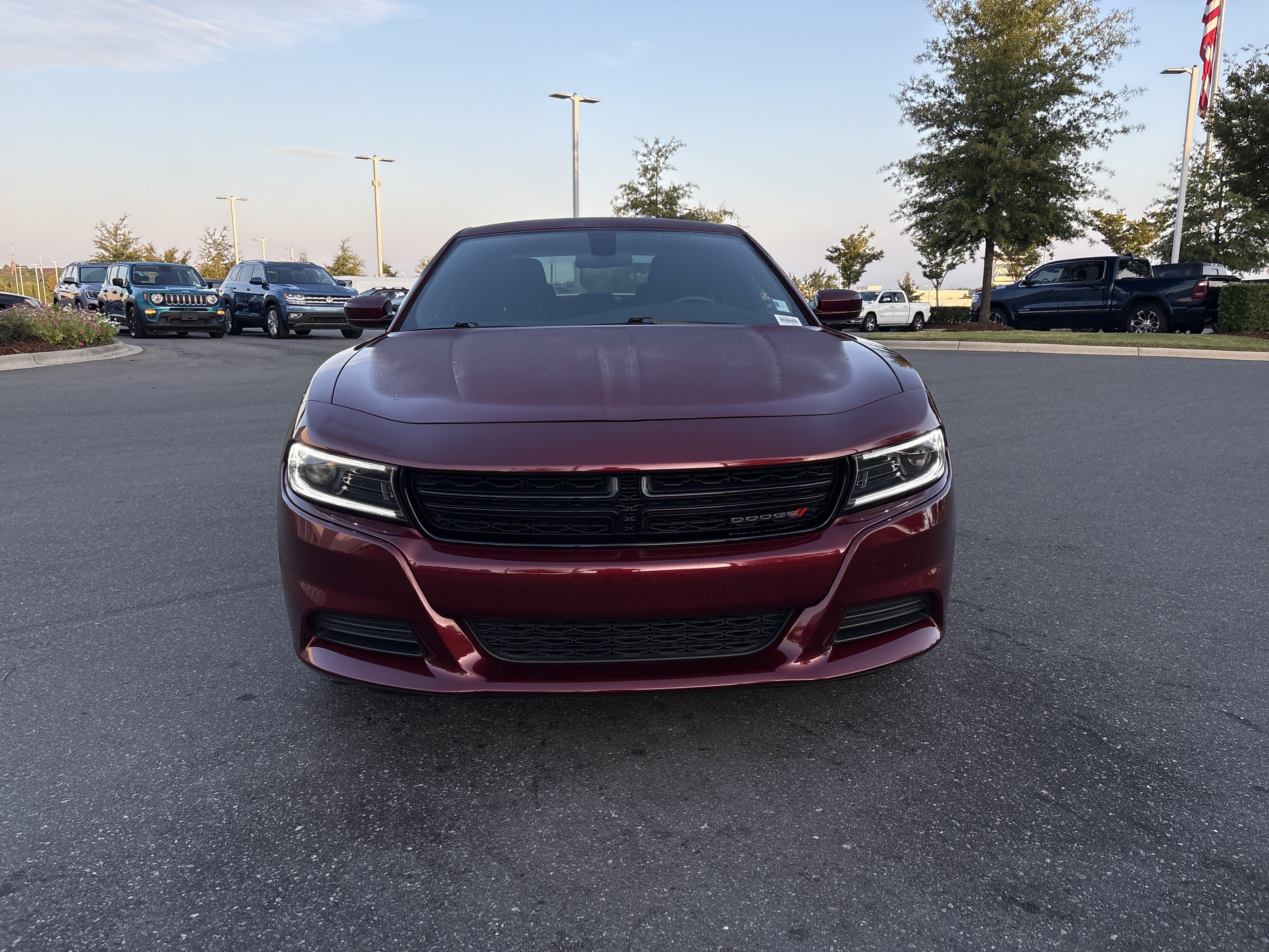 Used 2022 Dodge Charger SXT RWD image 3
