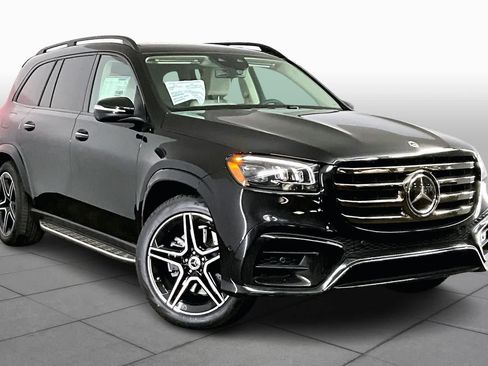 New 2026 Mercedes-Benz GLS 450 4MATIC image 2