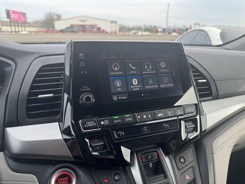 Used 2018 Honda Odyssey Touring image 14