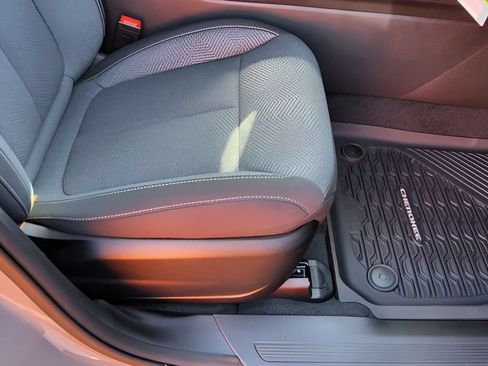 New 2026 Jeep Cherokee Laredo AWD/4WD image 38