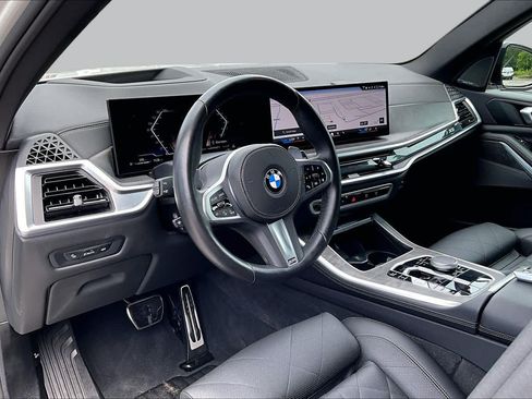 Certified 2025 BMW X5 xDrive40i AWD/4WD image 17