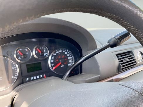 Used 2004 Ford Freestar Limited FWD image 39