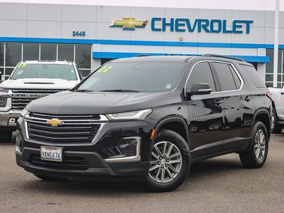 Used 2022 Chevrolet Traverse LT