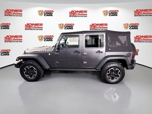 Used 2017 Jeep Wrangler Unlimited Rubicon AWD/4WD image 14