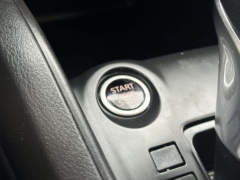 Used 2024 Nissan Kicks S image 22