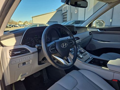 Used 2021 Hyundai Palisade SEL image 2
