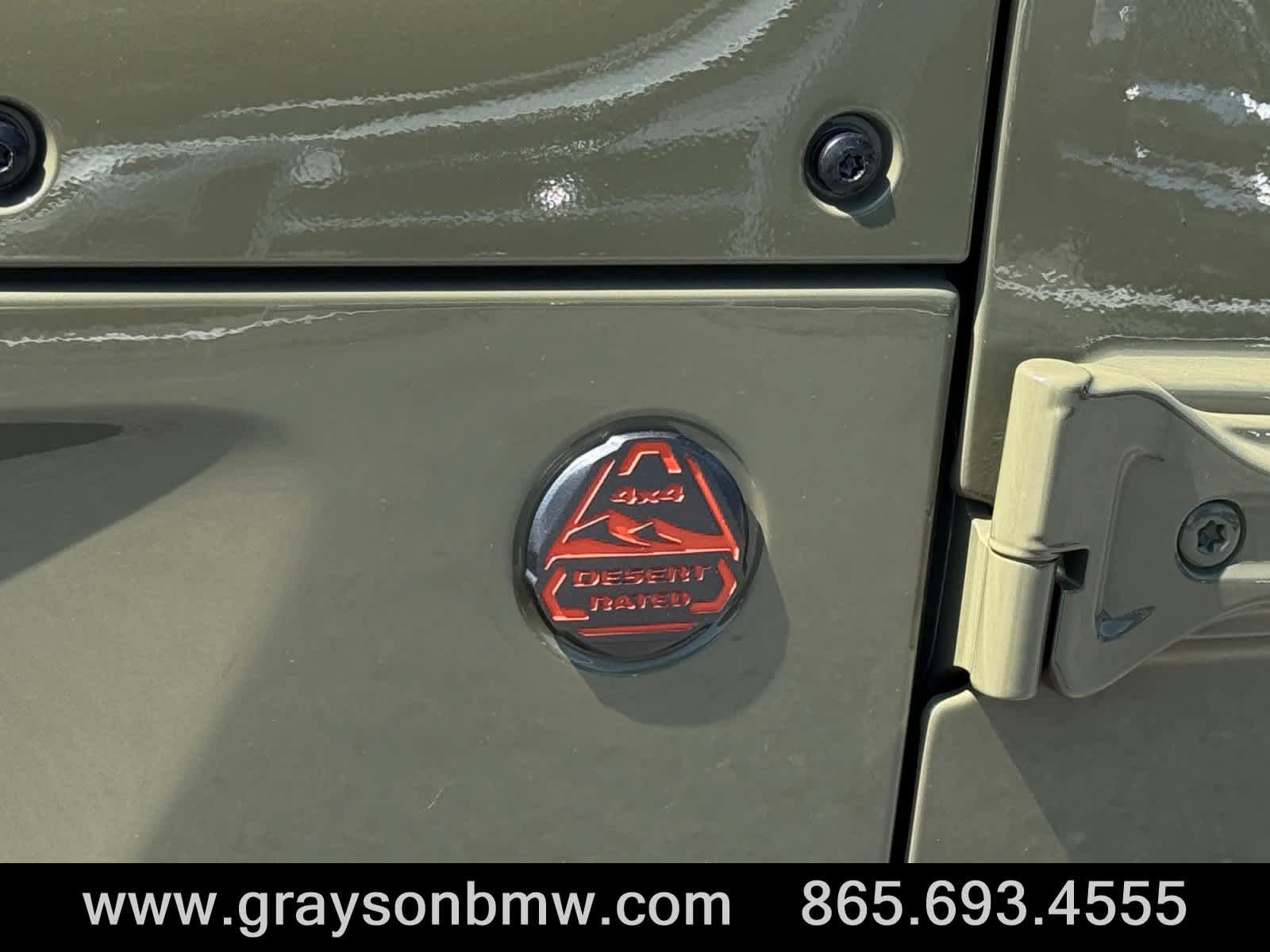 Used 2026 Jeep Gladiator Mojave AWD/4WD image 11