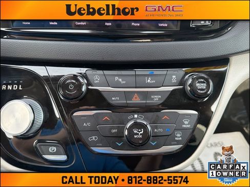 Used 2022 Chrysler Pacifica Touring-L FWD image 28