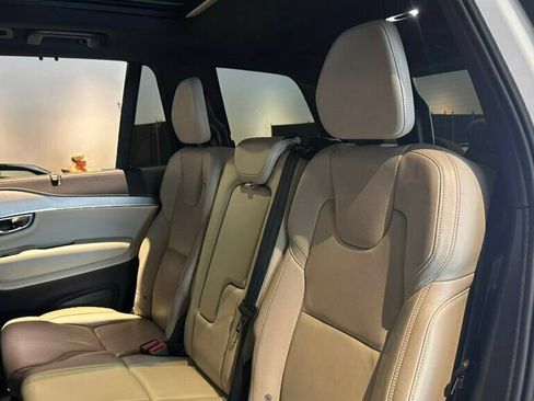 Used 2022 Volvo XC90 T8 R-Design w/ Advanced Package AWD/4WD image 16