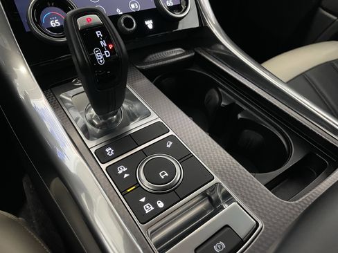 Used 2020 Land Rover Range Rover Sport HST image 20
