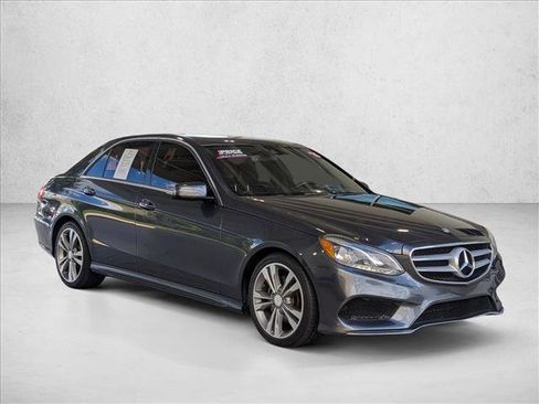 Used 2016 Mercedes-Benz E 350 Sedan image 3