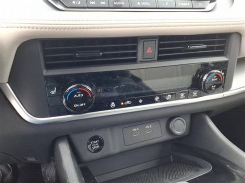 New 2026 Nissan Rogue SV image 12