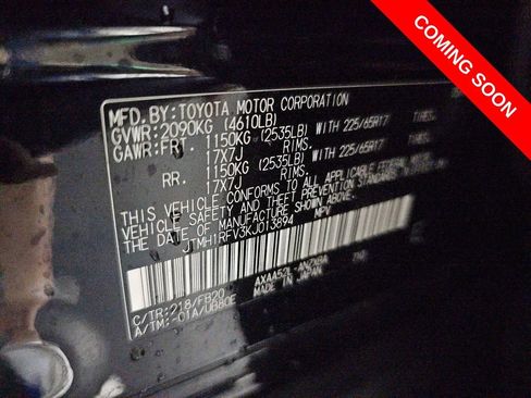 Used 2019 Toyota RAV4 LE w/ Carpet Mat Package FWD image 17