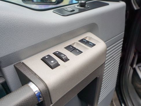 Used 2016 Ford F250 XLT w/ XLT Value Package image 20