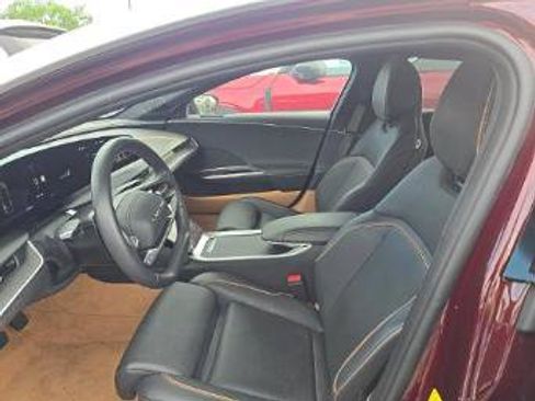Used 2024 Lucid Air Touring AWD/4WD image 13
