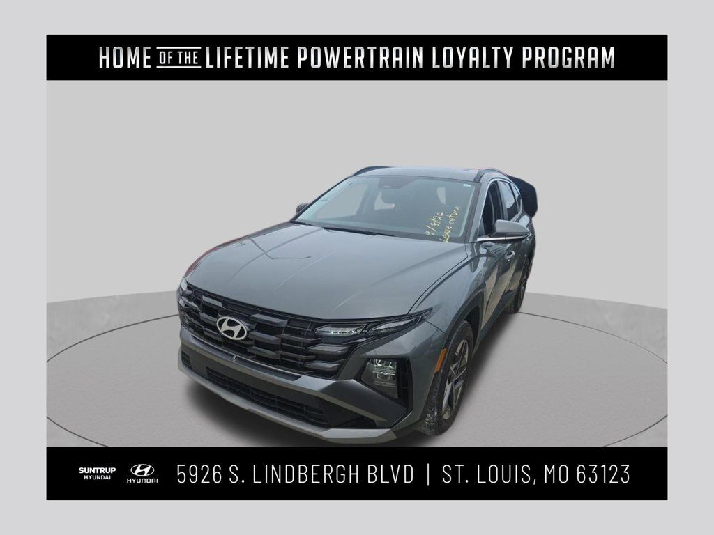 Used 2025 Hyundai Tucson SEL FWD image 1
