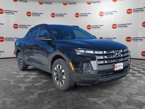 Certified 2025 Hyundai Santa Cruz SEL image 1