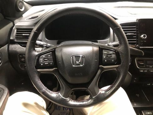 Used 2024 Honda Ridgeline Black Edition image 25