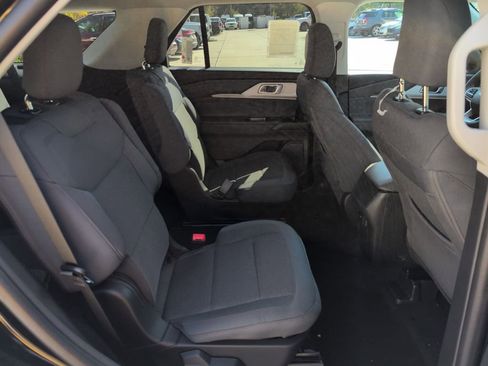 New 2026 Ford Explorer Active image 13