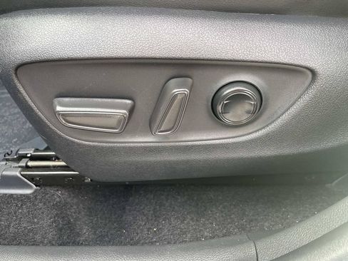 Used 2025 Toyota RAV4 XLE Premium w/ Weather Package AWD/4WD image 28