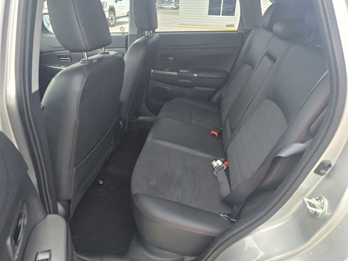 Used 2024 Mitsubishi Outlander Sport AWD image 10