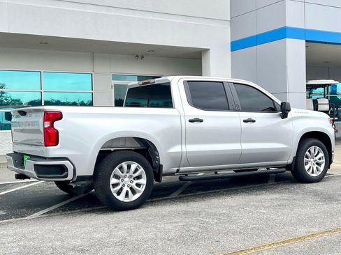 Used 2020 Chevrolet Silverado 1500 Custom w/ Custom Value Package image 4
