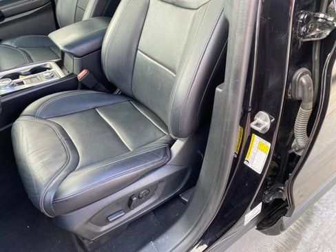 Used 2021 Ford Explorer ST w/ Equipment Group 401A AWD/4WD image 19