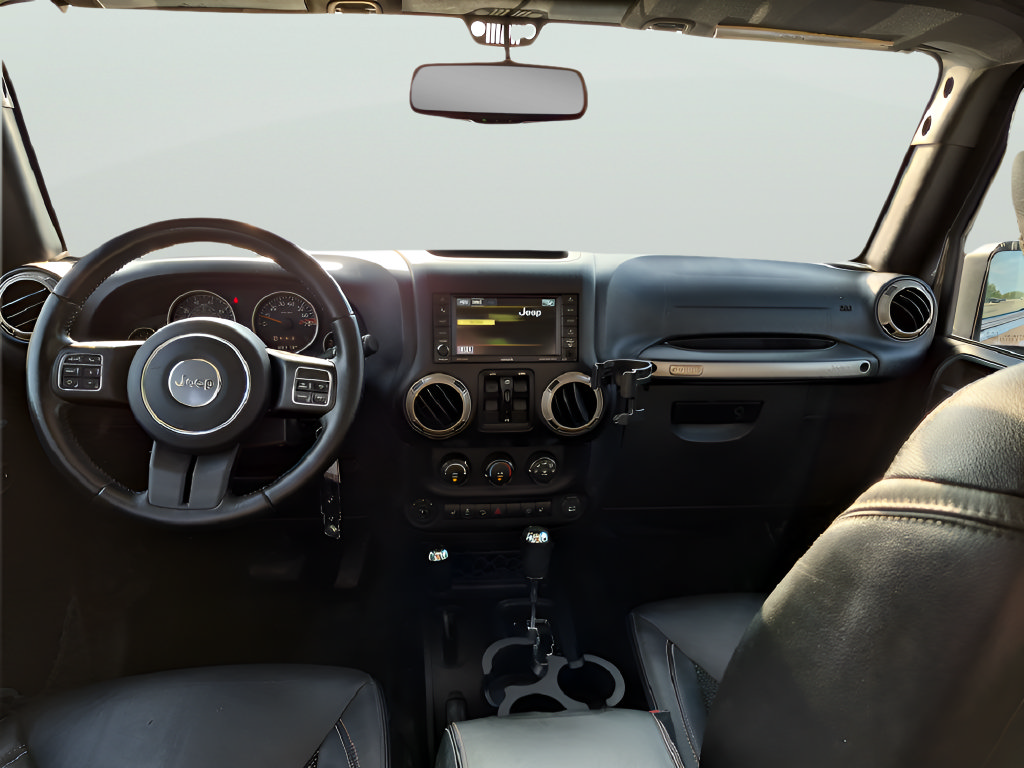Used 2016 Jeep Wrangler Unlimited Sahara AWD/4WD image 29